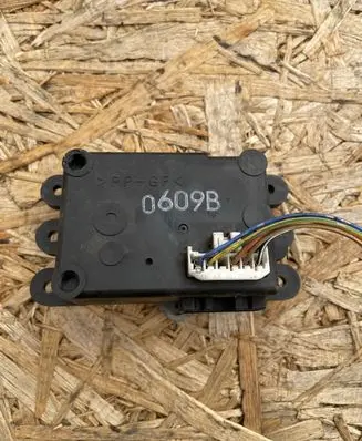 Mazda 626 Air flap motor/actuator