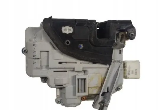 Audi A4 S4 B7 8E 8H Front door lock 8E1837016AA