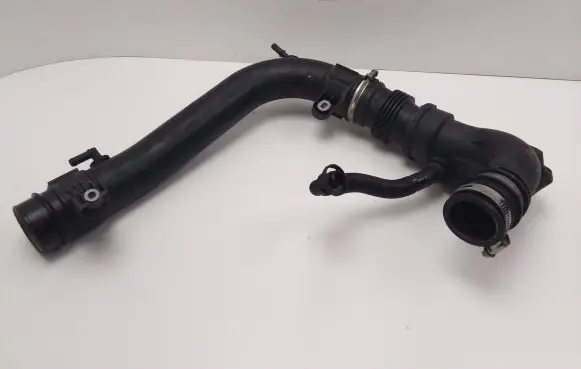 Ford Focus Air intake duct part CV616C784AG