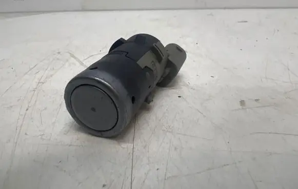 BMW 5 E60 E61 Parking PDC sensor 688028