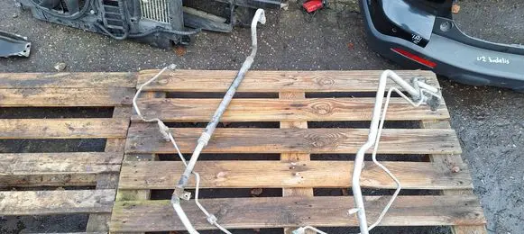 Air conditioning (A/C) pipe/hose