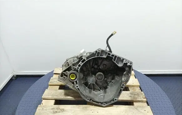 Manual 6 speed gearbox