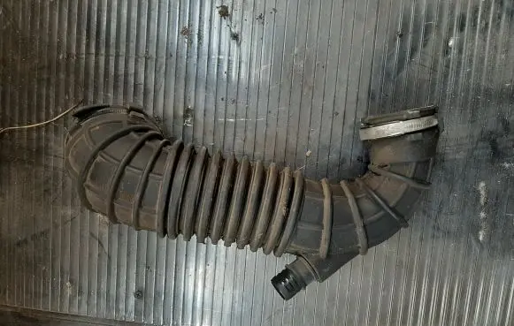 Audi A4 S4 B8 8K Air intake hose/pipe 03G129629