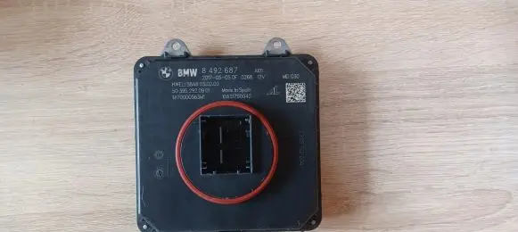 BMW 5 G30 G31 G38 LED ballast control module 8492687