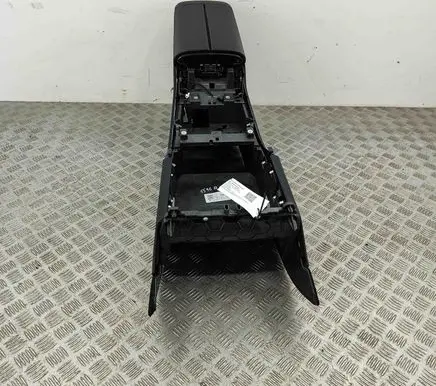 Mercedes-Benz GLE W167 Center console A1676805707