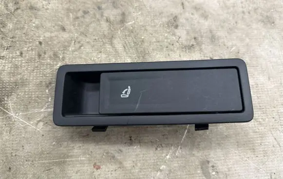 Volkswagen Tiguan Seat back rest control lever/handle 5NA885671G