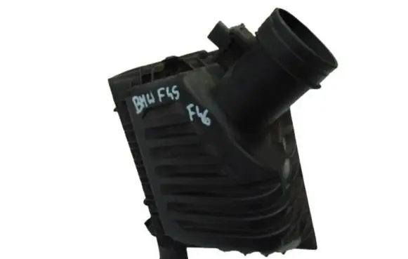 BMW 2 F45 Air filter box 8513916