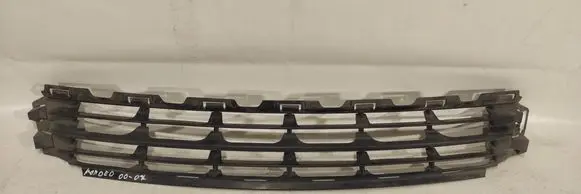Ford Mondeo Mk III Front bumper lower grill 3S7117B968