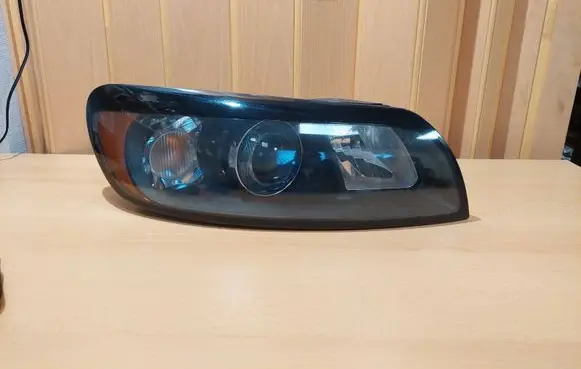 Volvo C30 Headlight/headlamp 30657173 0301232272