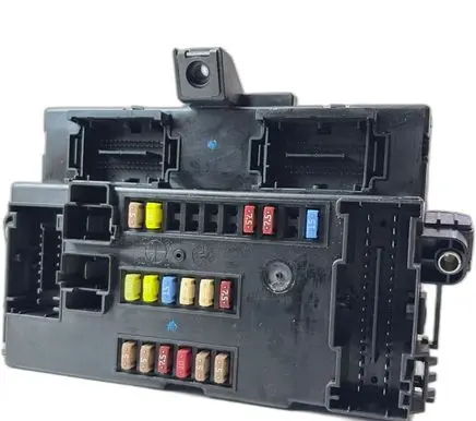 Iveco Daily 4th gen Fuse box set 5802282649 BCMS20I06