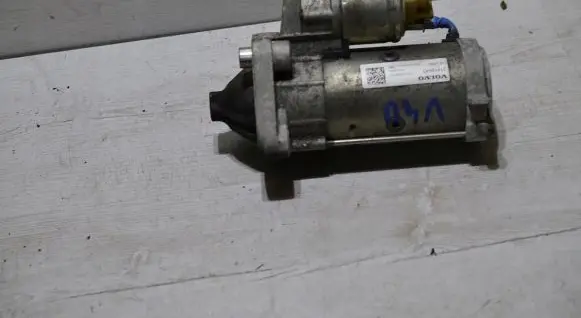 Volvo V40 Starter motor 31419543