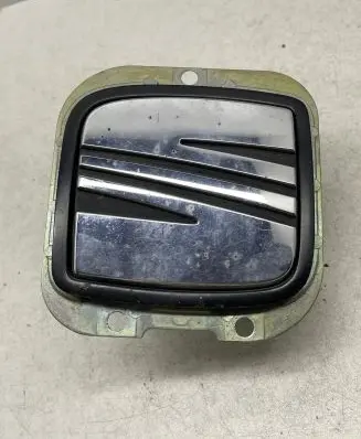 Seat Leon (1M) Tailgate/trunk/boot exterior handle 1M6827565D