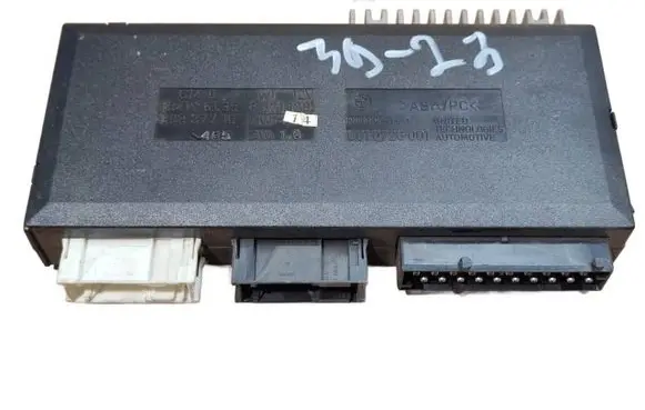 BMW 5 E39 Comfort/convenience module 61358371128 8371128 60837710