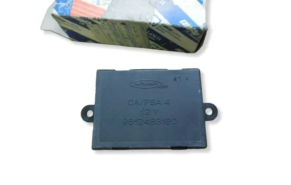 Fiat Scudo Door central lock control unit/module 9612488180