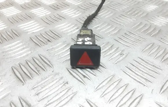 Audi A4 S4 B7 8E 8H Hazard light switch