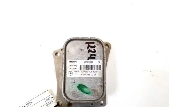 Mercedes-Benz SLK R171 Oil filter mounting bracket A2711880001