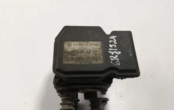 Volkswagen PASSAT B7 ABS Pump 3AA614109AC