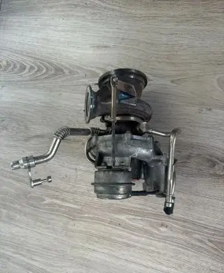 BMW 7 F01 F02 F03 F04 Turbo 7605794