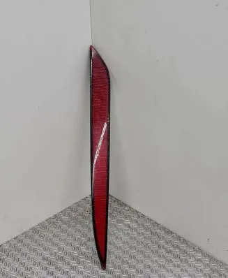 Tesla Model S Rear tail light reflector 600770500C 134274060265 00134274