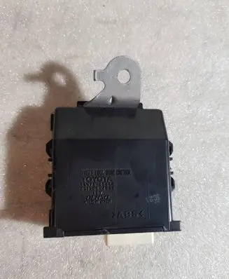 Lexus RX 450H Door central lock control unit/module 8597048040 0515004380
