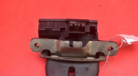 Ford Fiesta Tailgate/trunk/boot lock/catch/latch BA61-A442A66-BA