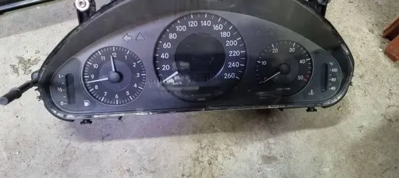 Mercedes-Benz E W211 Speedometer (instrument cluster) A2115400347 110080284003