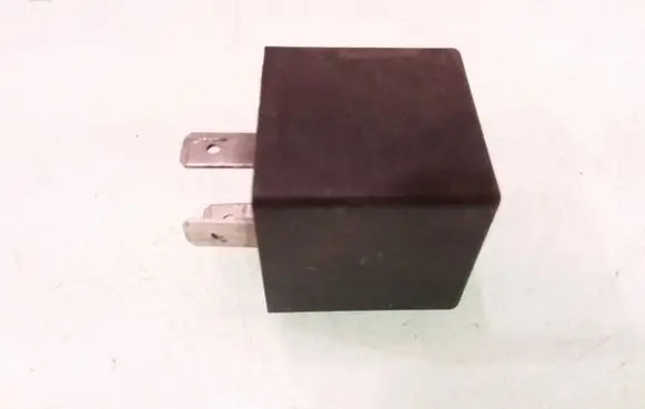 Volkswagen Caddy Other relay 1L0953227 12V46W92W