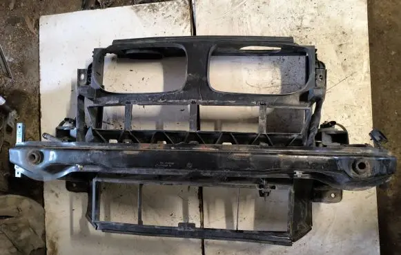 BMW X6 E71 Radiator support slam panel 74529416 7178599