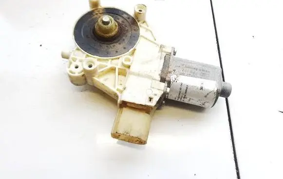 Rear door window regulator motor