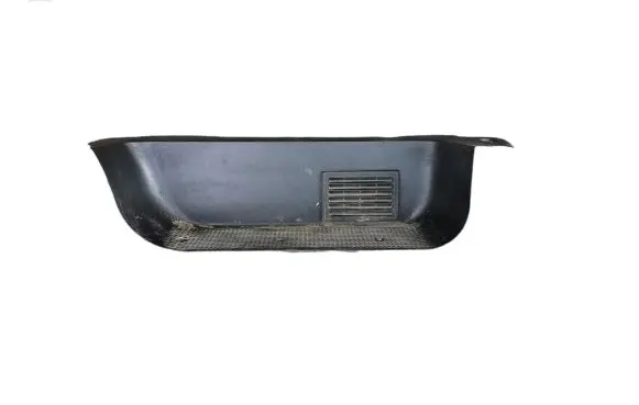 Front sill trim cover