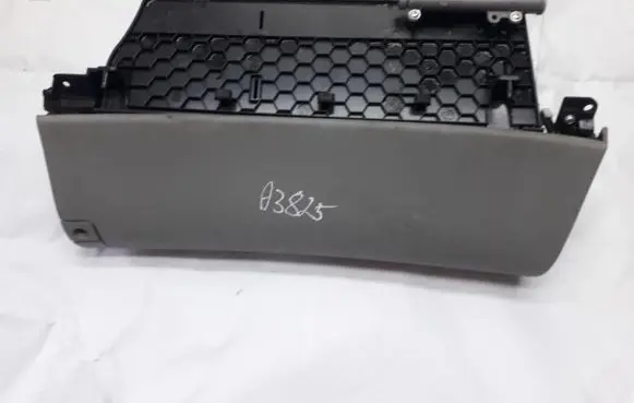 Lexus IS 220D-250-350 Glove box 5543353010 55550-53030
