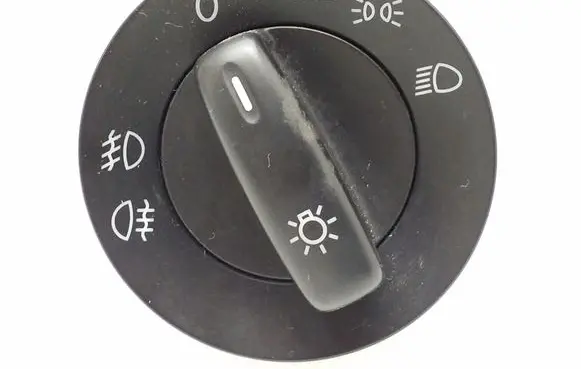 Volkswagen Tiguan Light switch 1K0941431BM