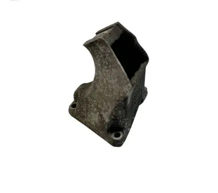Audi A8 S8 D2 4D Engine mounting bracket 4D0199306A