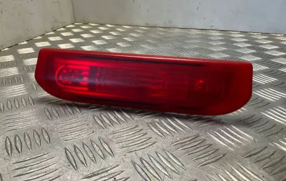 Nissan Cube Z12 Third/center stoplight
