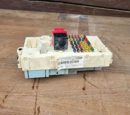 Fiat Stilo Fuse box set 51711824 501209550060 43PE4U65E