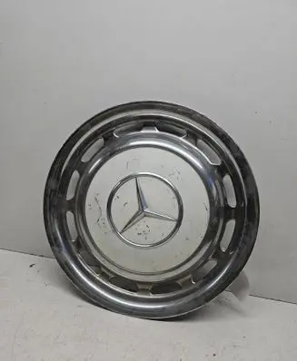 Mercedes-Benz E W123 R14 wheel hub/cap/trim 