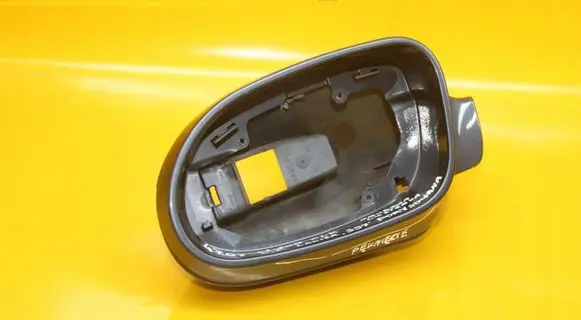 Mercedes-Benz CLK A209 C209 Plastic wing mirror trim cover 4707