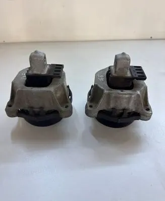 BMW 4 G22 G23 G24 G26 Engine mount bracket 3618857