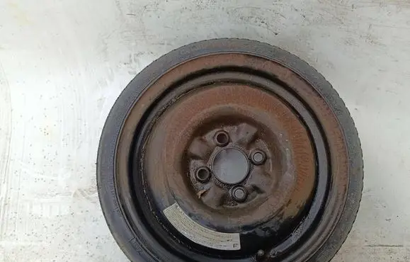 Toyota Yaris R14 spare wheel 