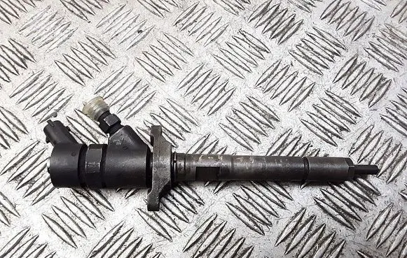 Volvo V50 Fuel injector 0445110188