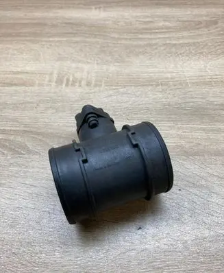 Opel Vectra B Mass air flow meter 0281002180