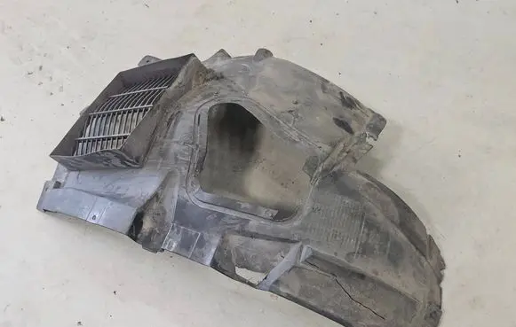 BMW M6 Front wheel arch liner splash guards 8050543