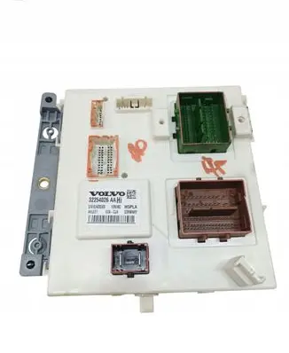 Volvo V60 Central body control module 32254026AA