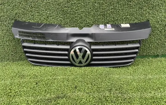 Volkswagen Transporter - Caravelle T5 Front grill 7H0807101