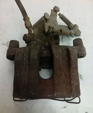 Opel Vectra C Rear brake caliper