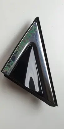 Hyundai Santa Fe Front door glass trim molding