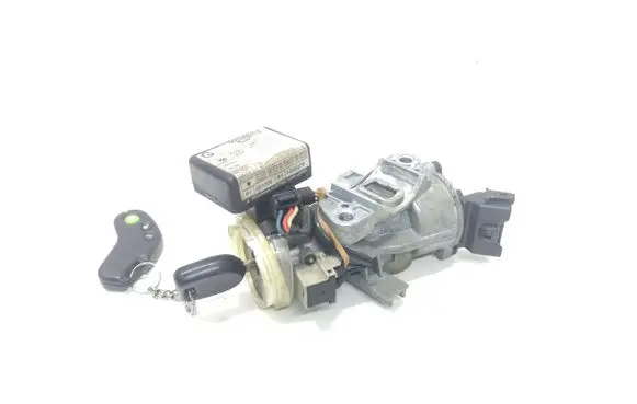 Mitsubishi Pajero Ignition lock MR329406