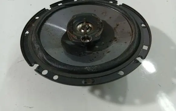 Hyundai ix35 Front door speaker 