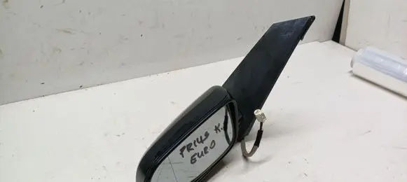 Toyota Prius (NHW20) Front door electric wing mirror E4012227