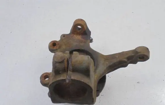 Ford Focus C-MAX Front wheel hub spindle knuckle 3M51-3K171